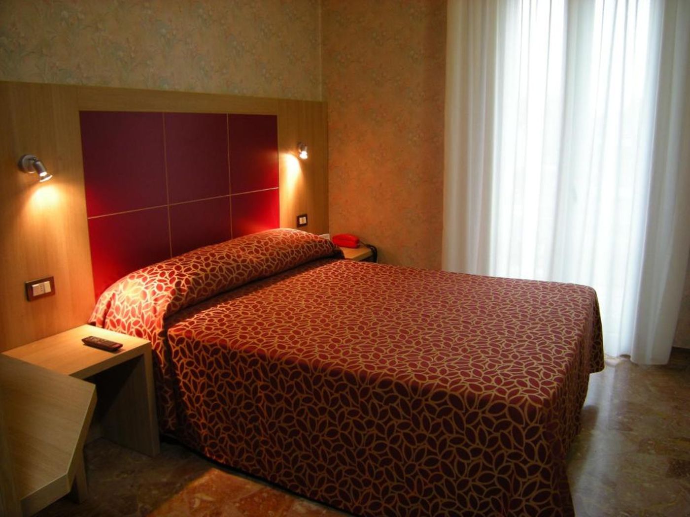 Hotel-San-Carlo-Room-3