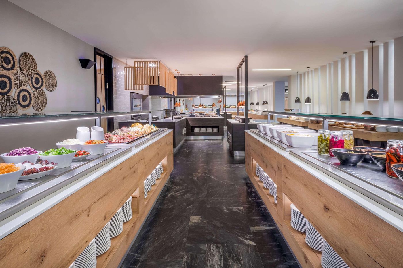 Marina-Beach-Restaurant-51