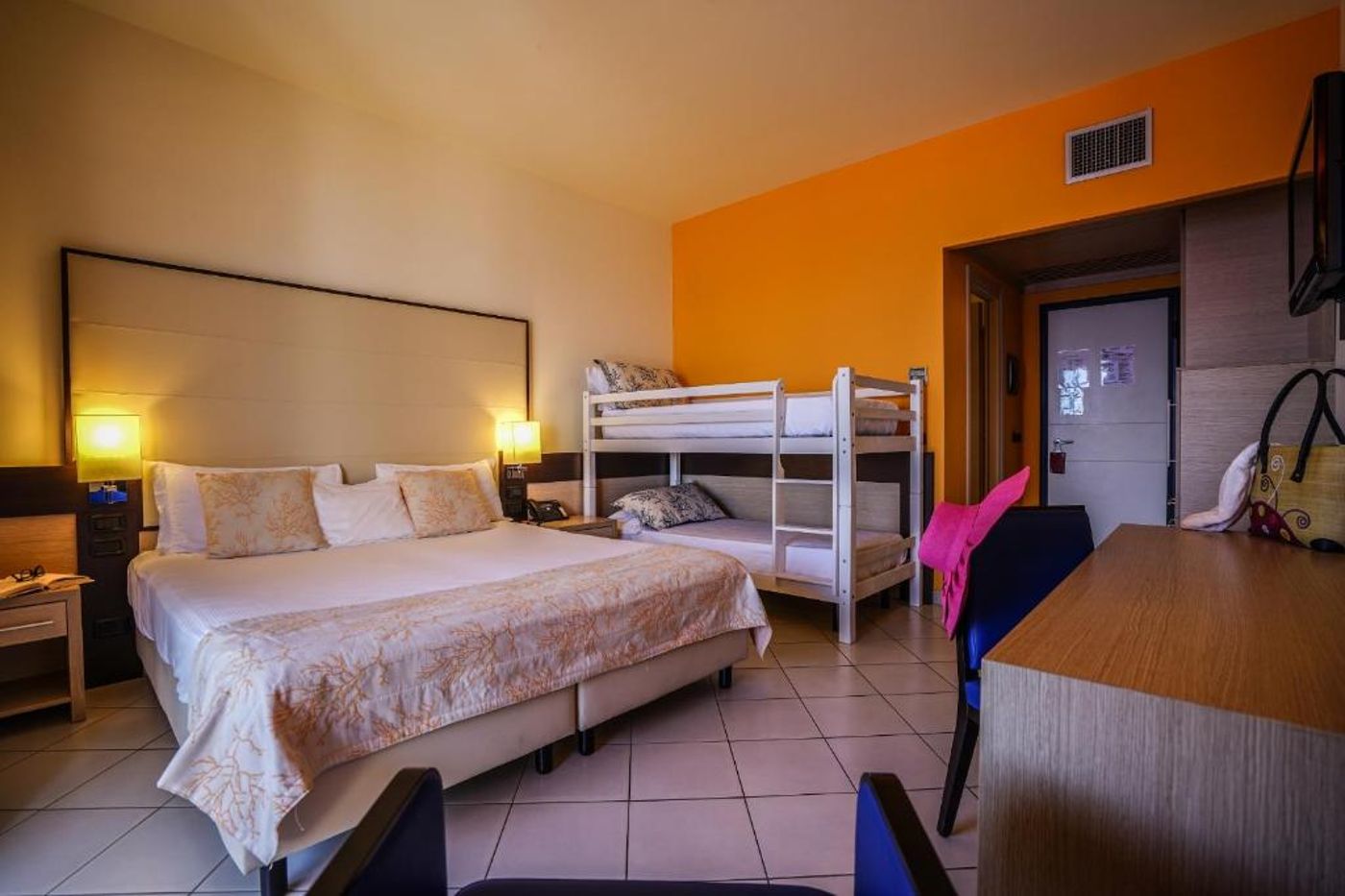 Hotel-Avalon-Sikani-Room-17