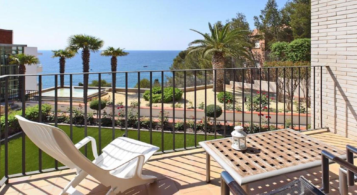 Premier-Gran-Hotel-Reymar---Spa-Terrace-57