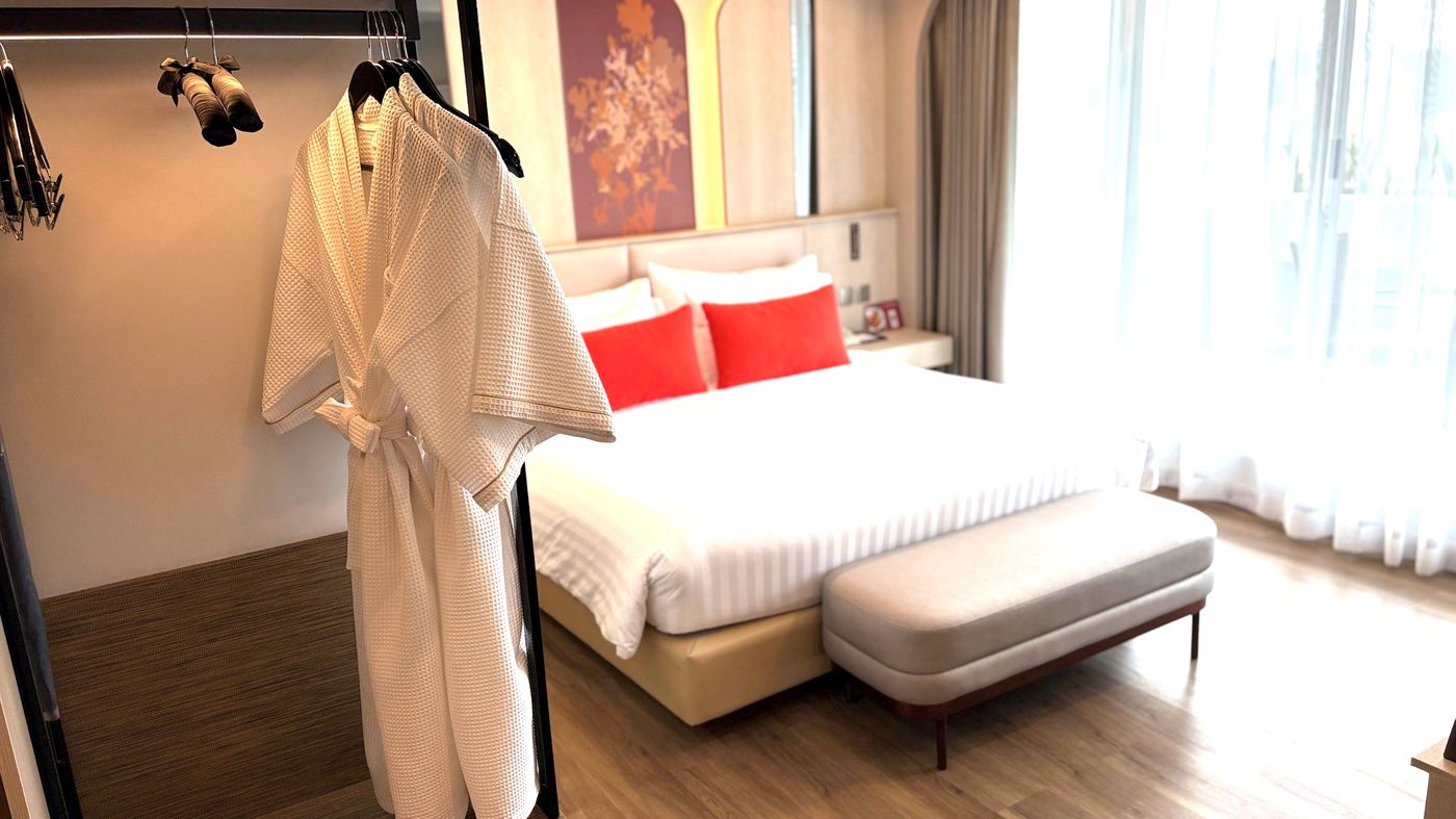 Centre-Point-Plus-Hotel-Pratunam-Room-42