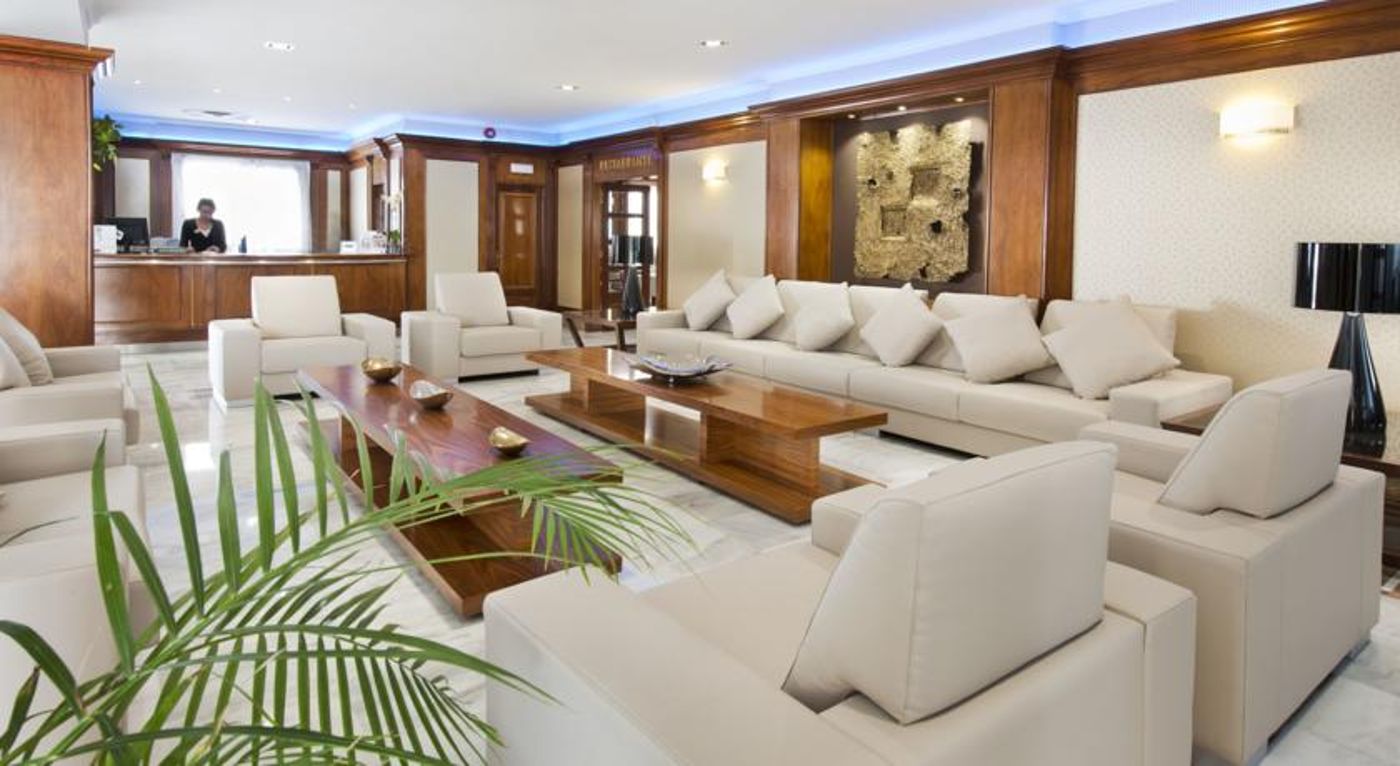 Elba Motril Beach & Business Hotel