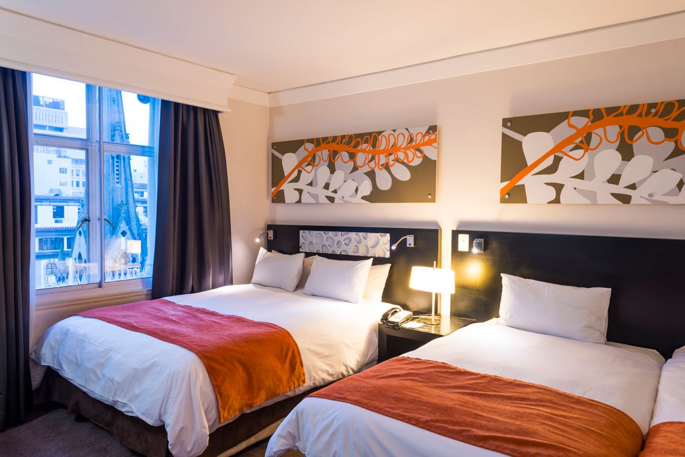 ONOMO-Hotel-Cape-Town---Inn-On-The-Square-Room-10