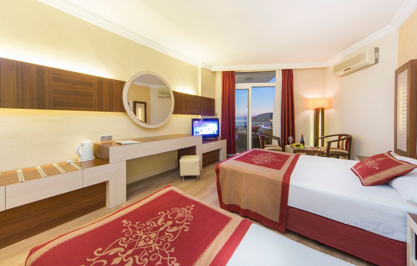 Doganay-Beach-Club-Room-18