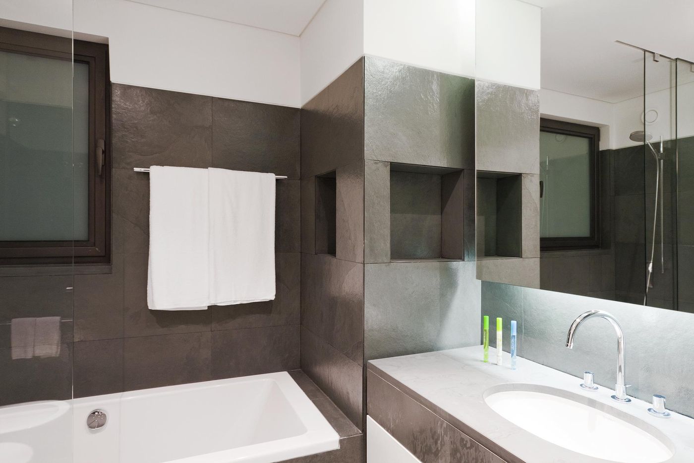 Troia-Residence-by-The-Editory---Apartamentos-Acala-Room-9