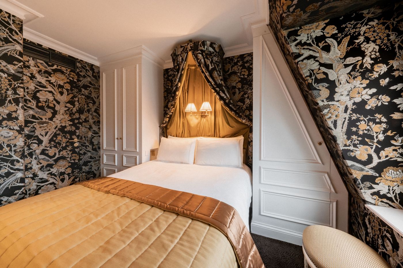 De Buci-France-PARIS-Room-8
