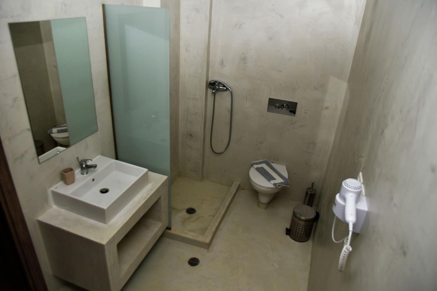 Aelia-Resort-Room-18