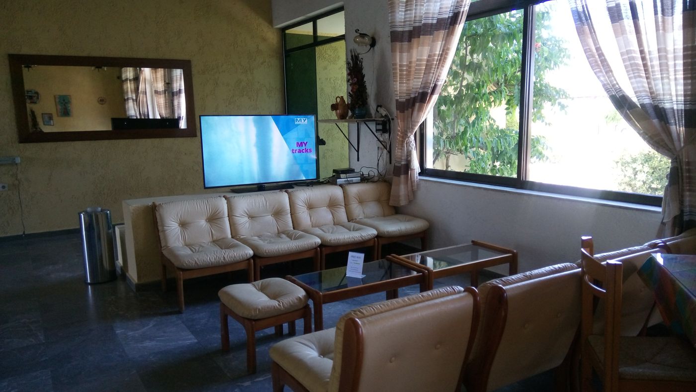 Minoas-Hotel-Lobby-16