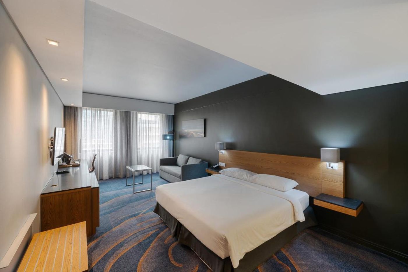 Park-Inn-by-Radisson-Cape-Town-Foreshore-Room-50