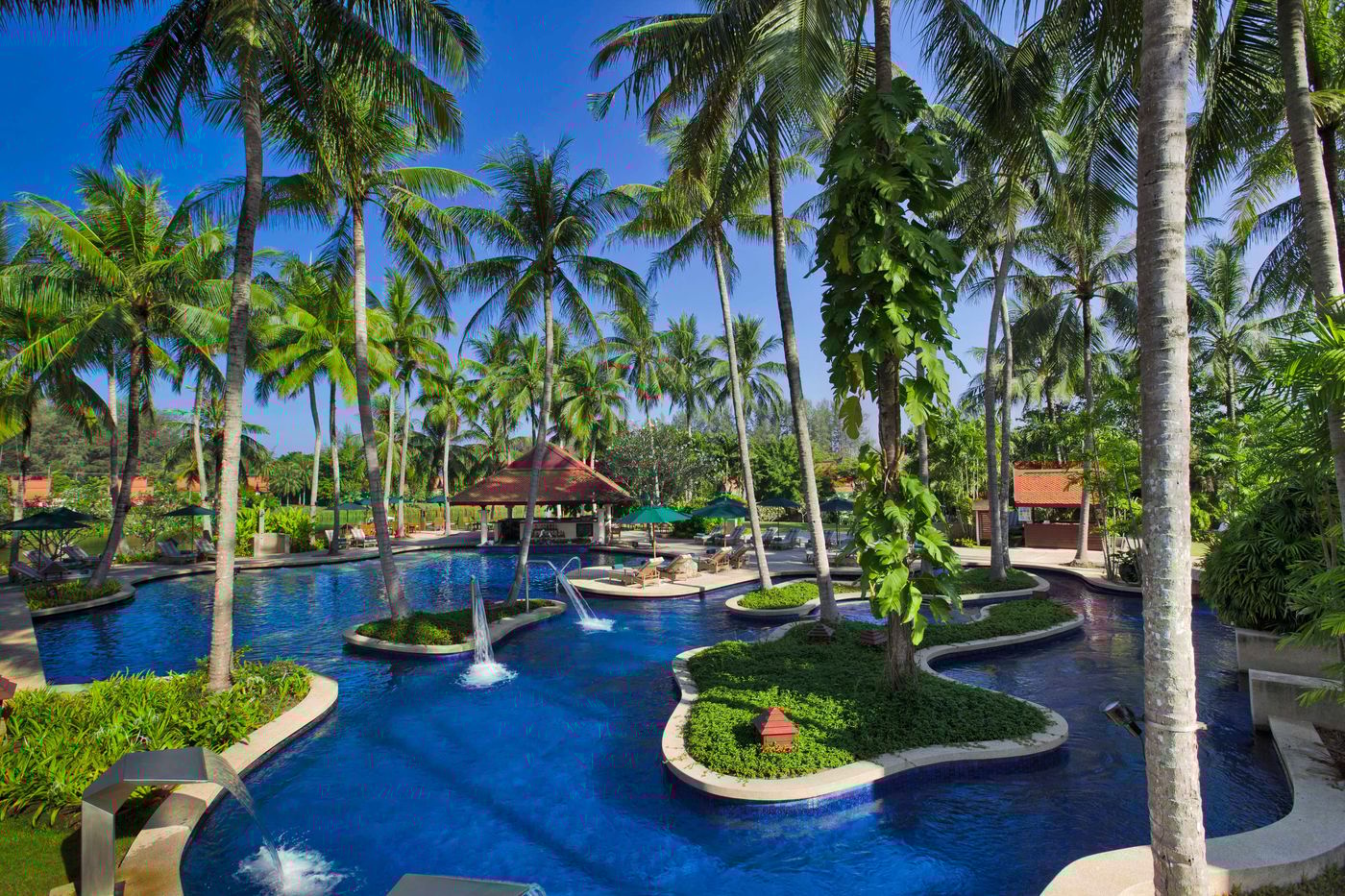 Banyan-Tree-Phuket-General-view-11