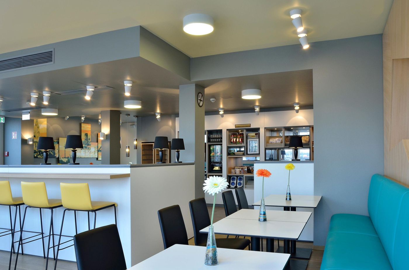 B-B-Hotel-Koln-Messe-Restaurant-7