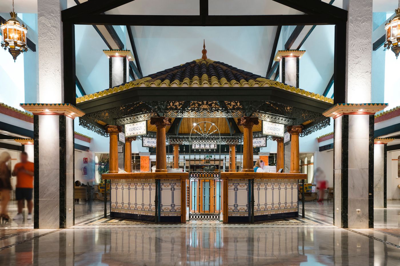 Park-Club-Europe-Lobby-53