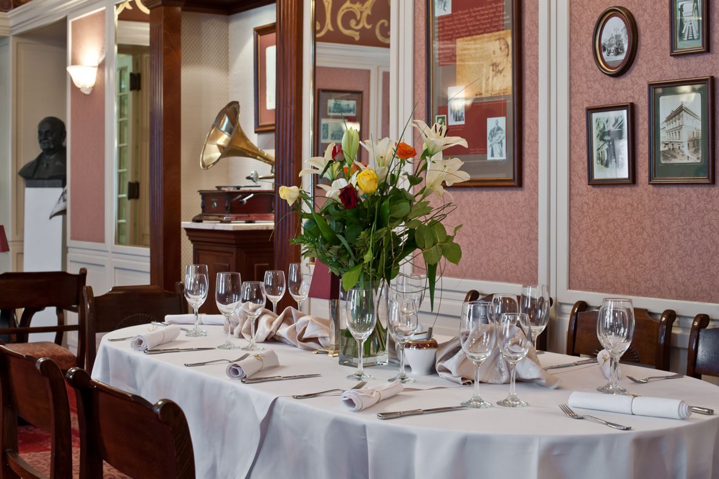 Grand-Krakow-Restaurant-59