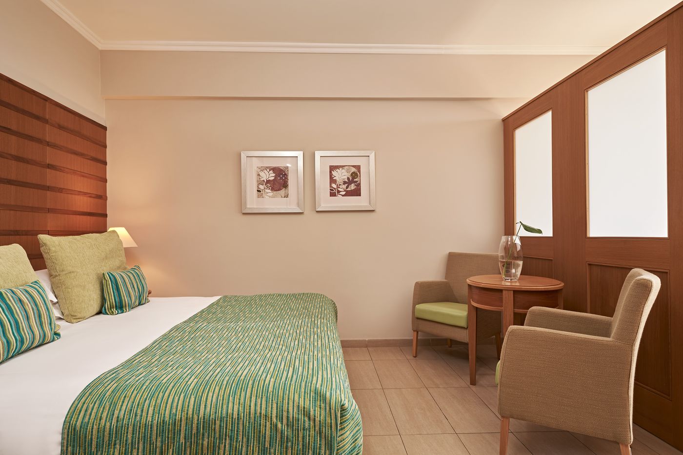 Atlantica Oasis Hotel