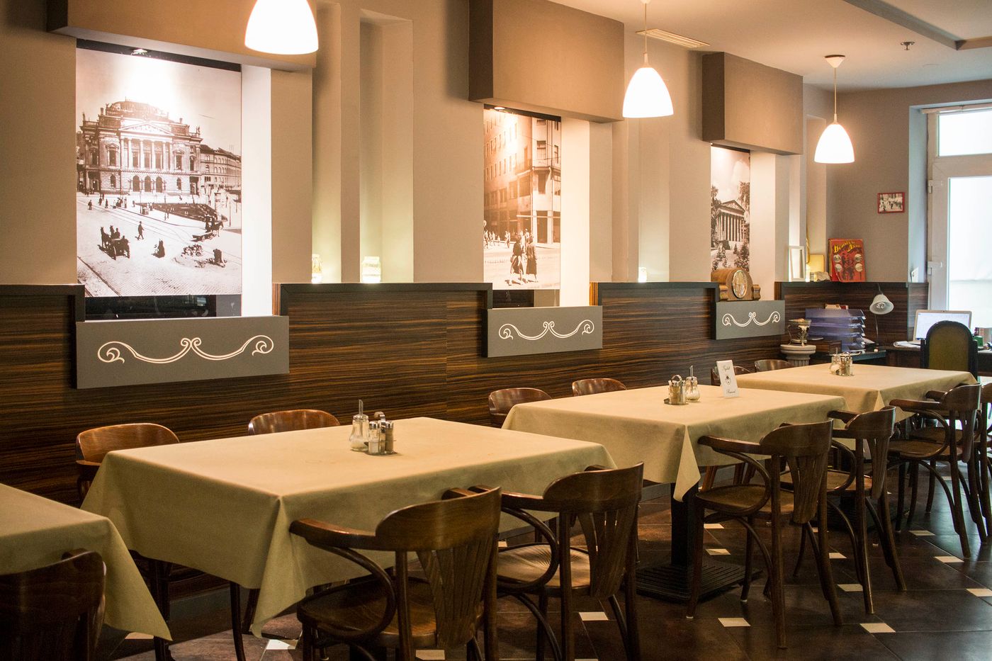 Green-Hotel-Budapest-Restaurant-18