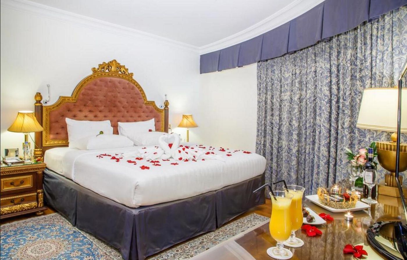 Grand-Excelsior-Bur-Dubai-Room-26