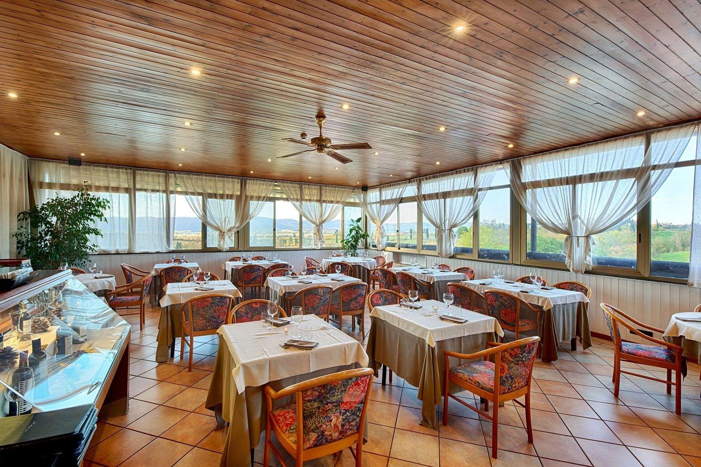 Castello-Restaurant-43