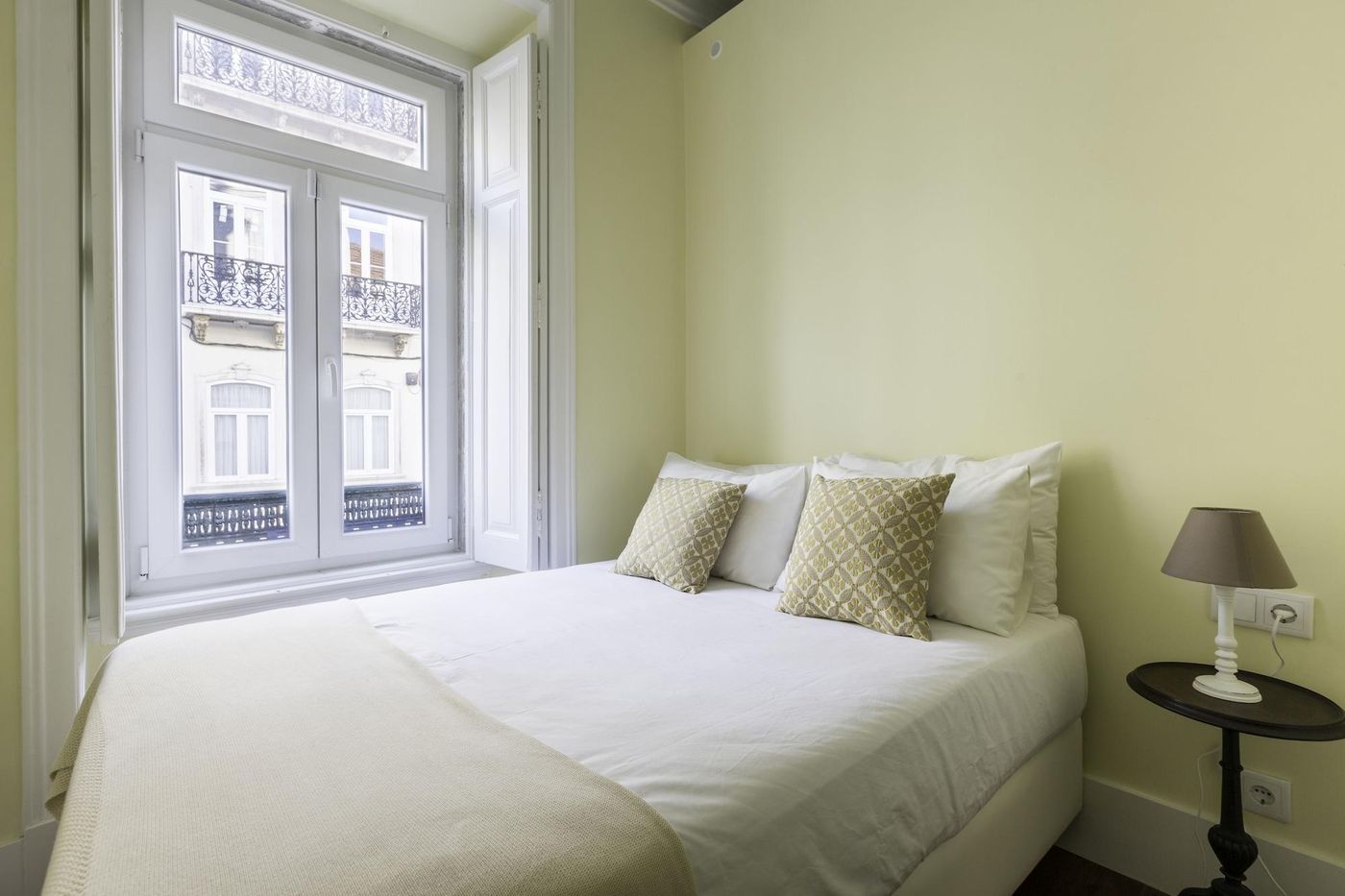 1898-Home---Suites-Room-11