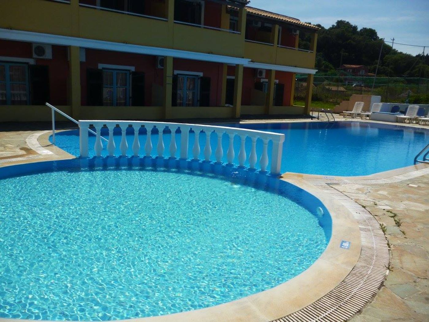 Alexis-Pool-Apartments-Pool-4