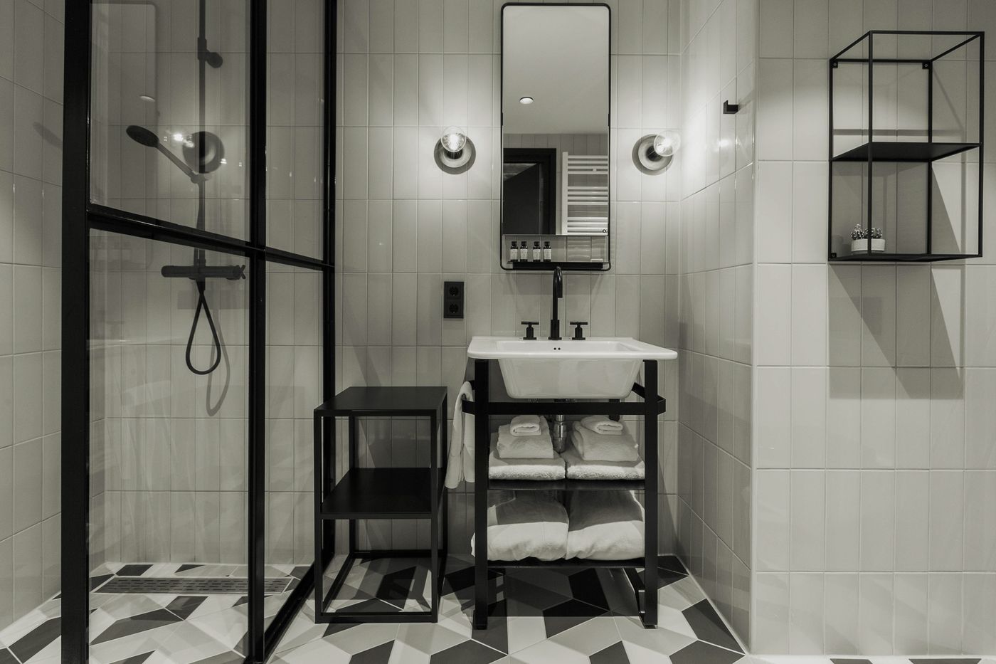 Hotel-V-Fizeaustraat-Room-45