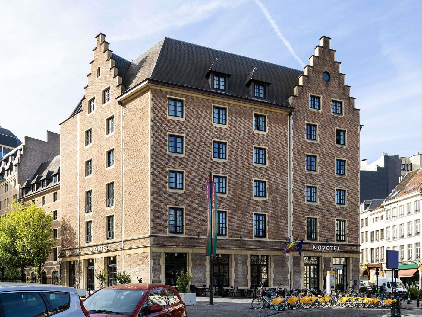 Novotel-Brussels-off-Grand-Place-General-view-2