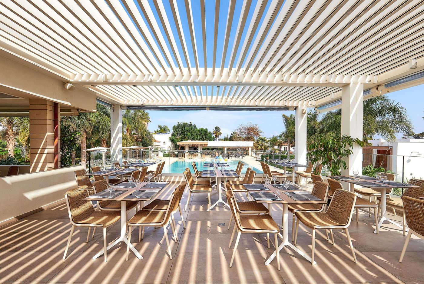 smartline-Kyknos-Beach-Restaurant-92