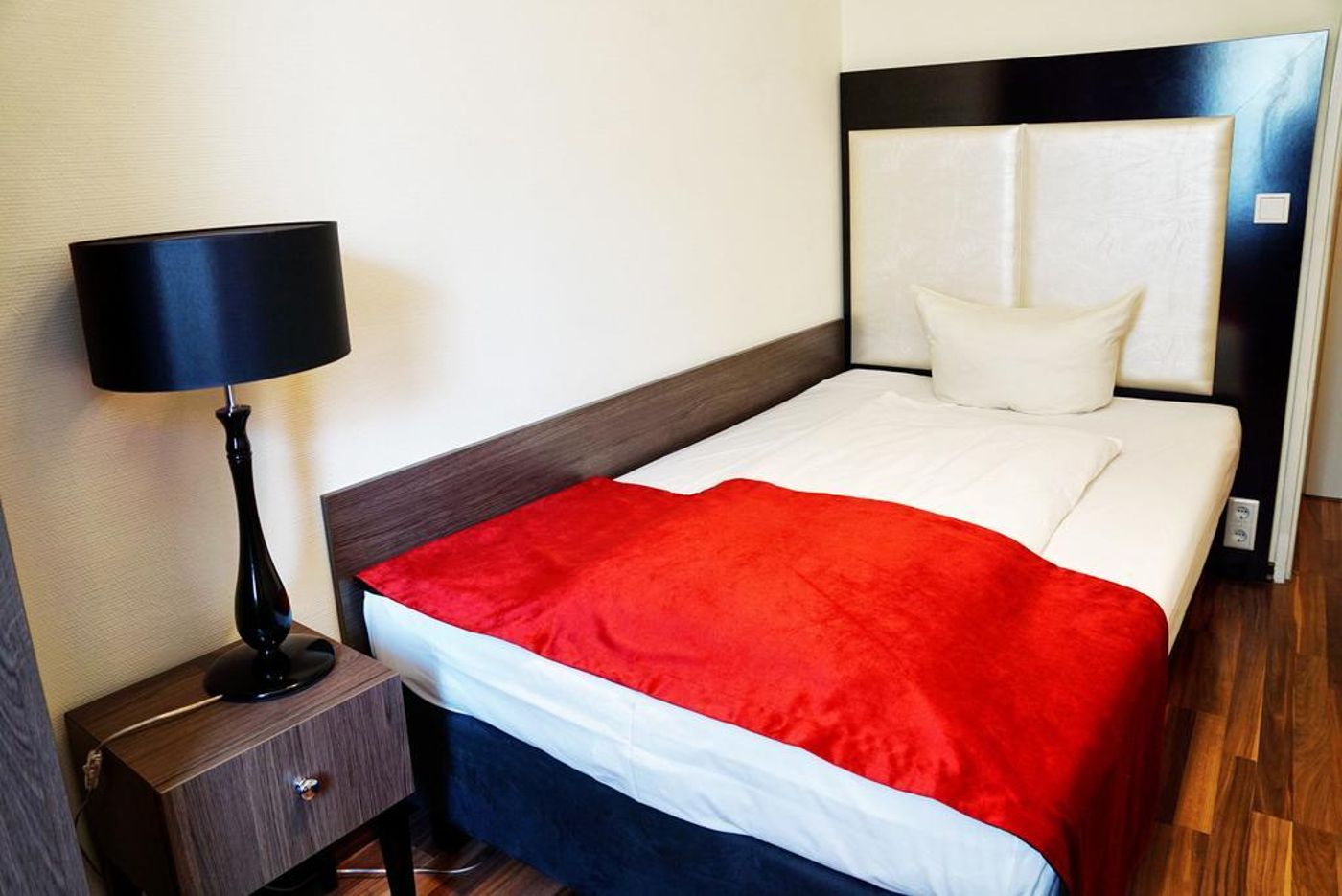 Admiral - Germany - Frankfurt Am Main - Room - 9