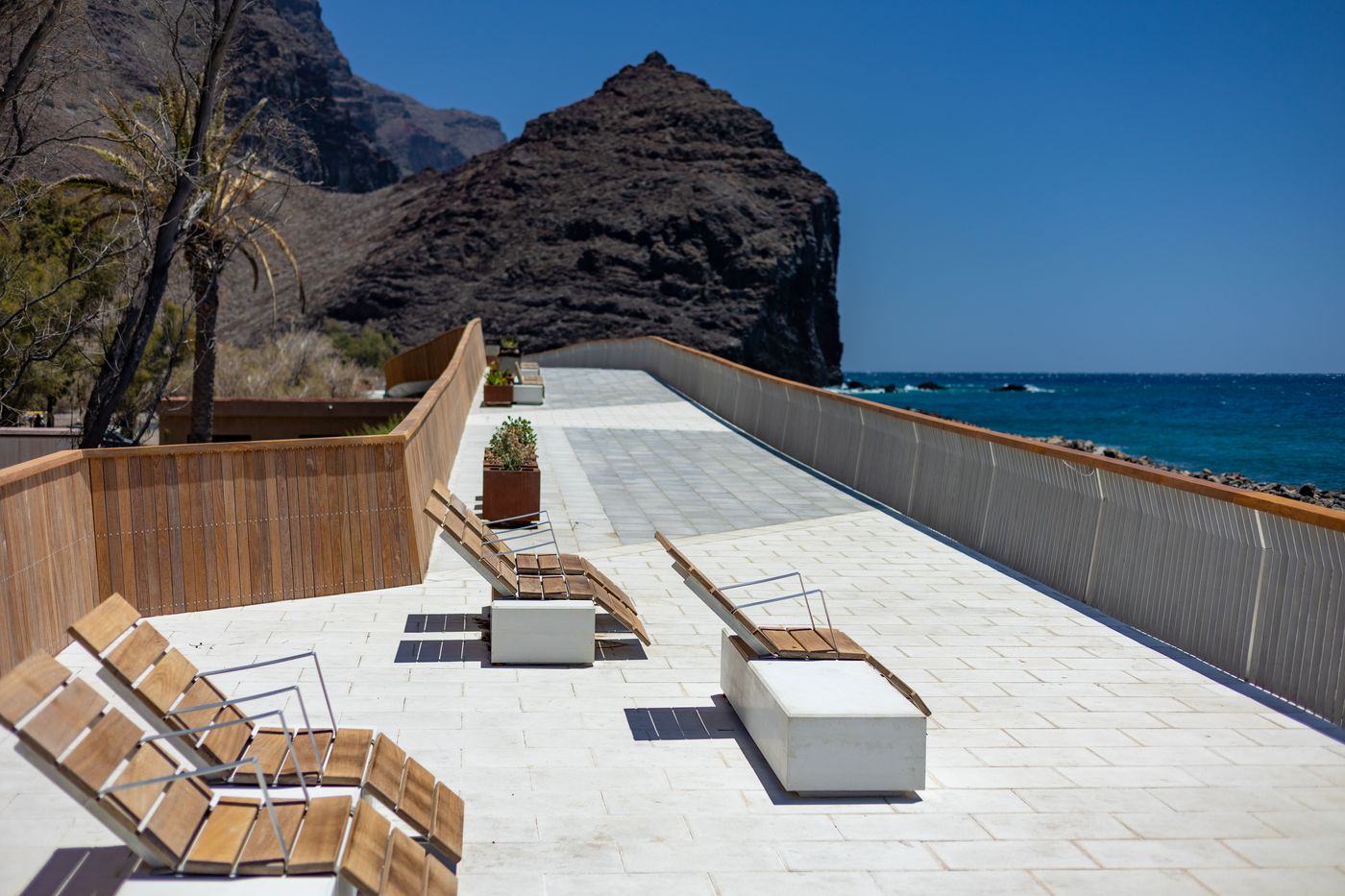 La Aldea Suites Hotel