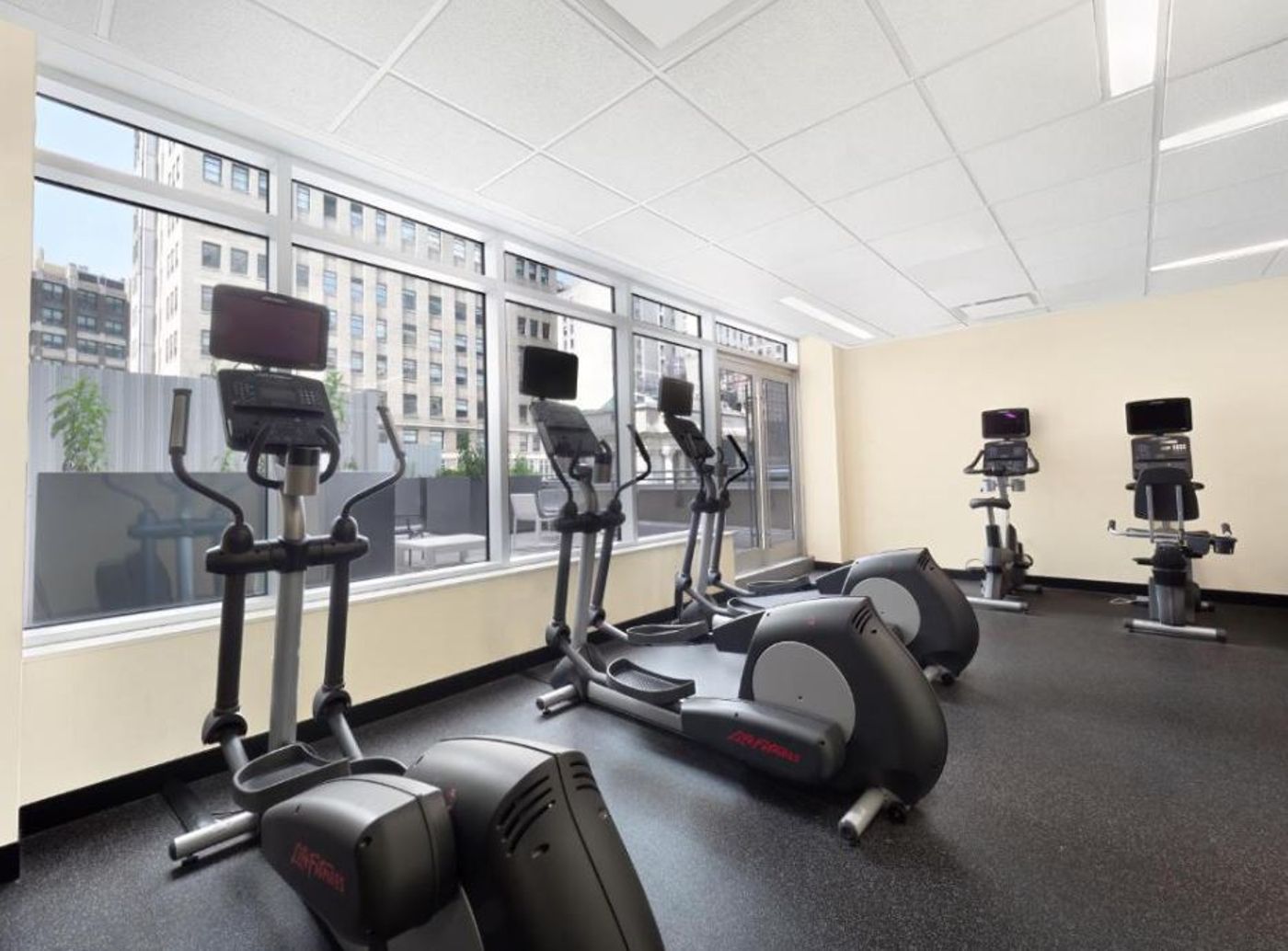 The Herald by LuxUrban - United States - NEW YORK - Sports and Entertainment - 2