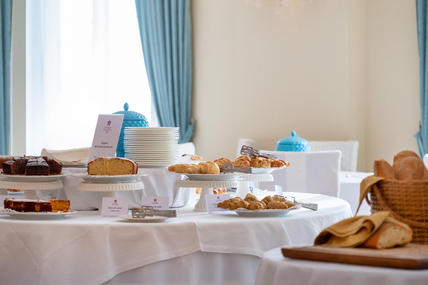 Excelsior-Palace-Restaurant-56