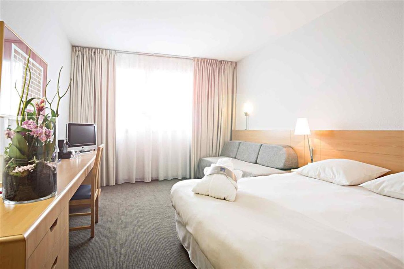 Novotel Torino Corso Giulio Cesare - Italy - TORINO - Room - 7