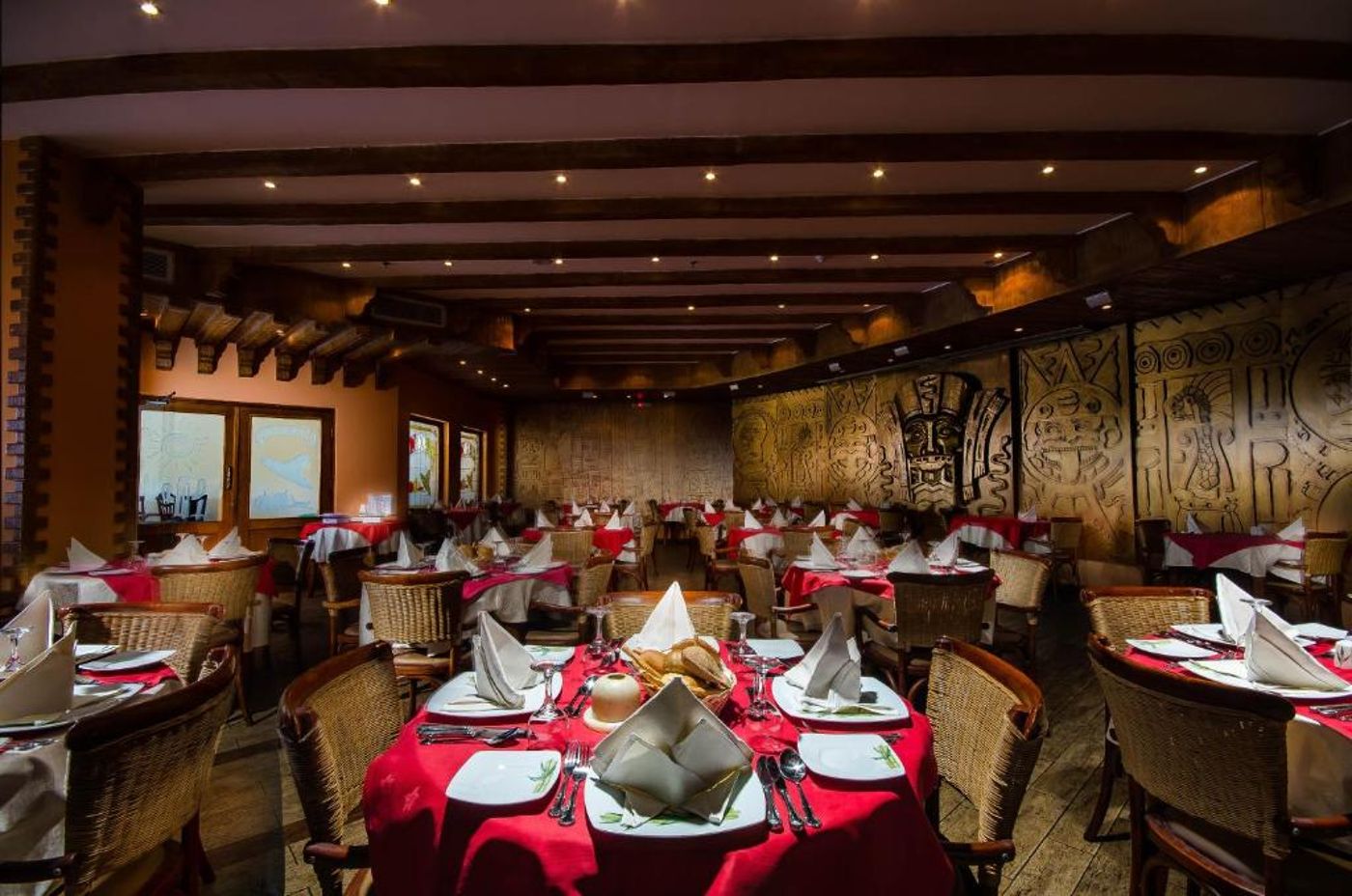 Titanic Palace And Aquapark Resort