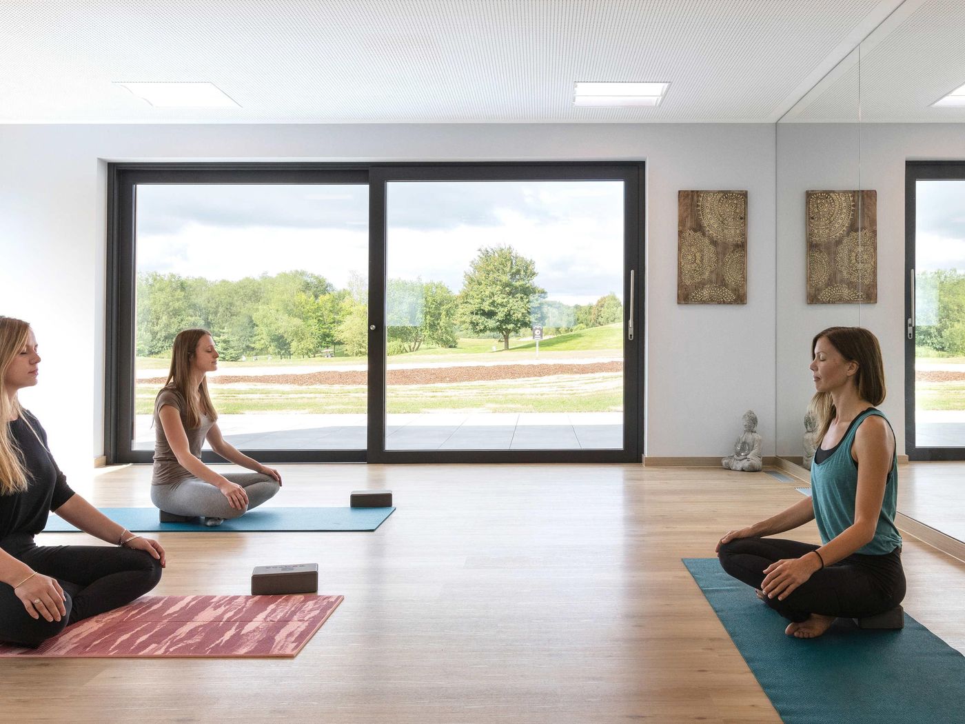 Mercure-Luxembourg-Kikuoka-Golf-And-Spa-General-view-63