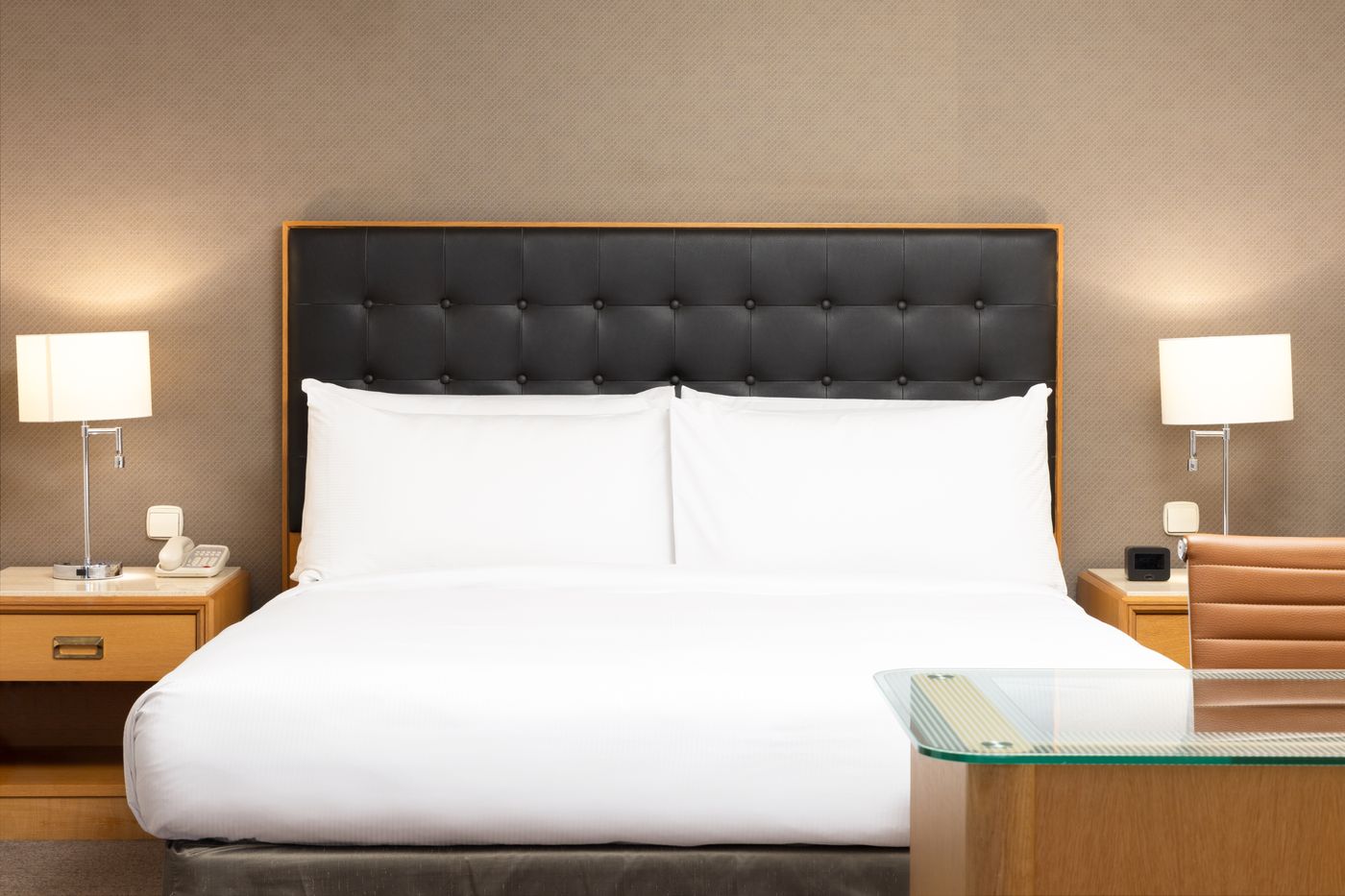 Doubletree-By-Hilton-Luxembourg-Room-23