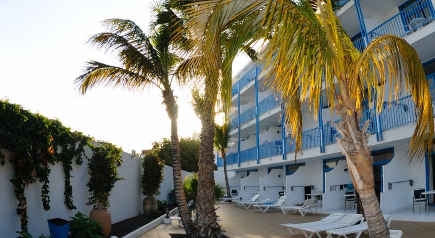 Apartments Costa Volcan & Spa