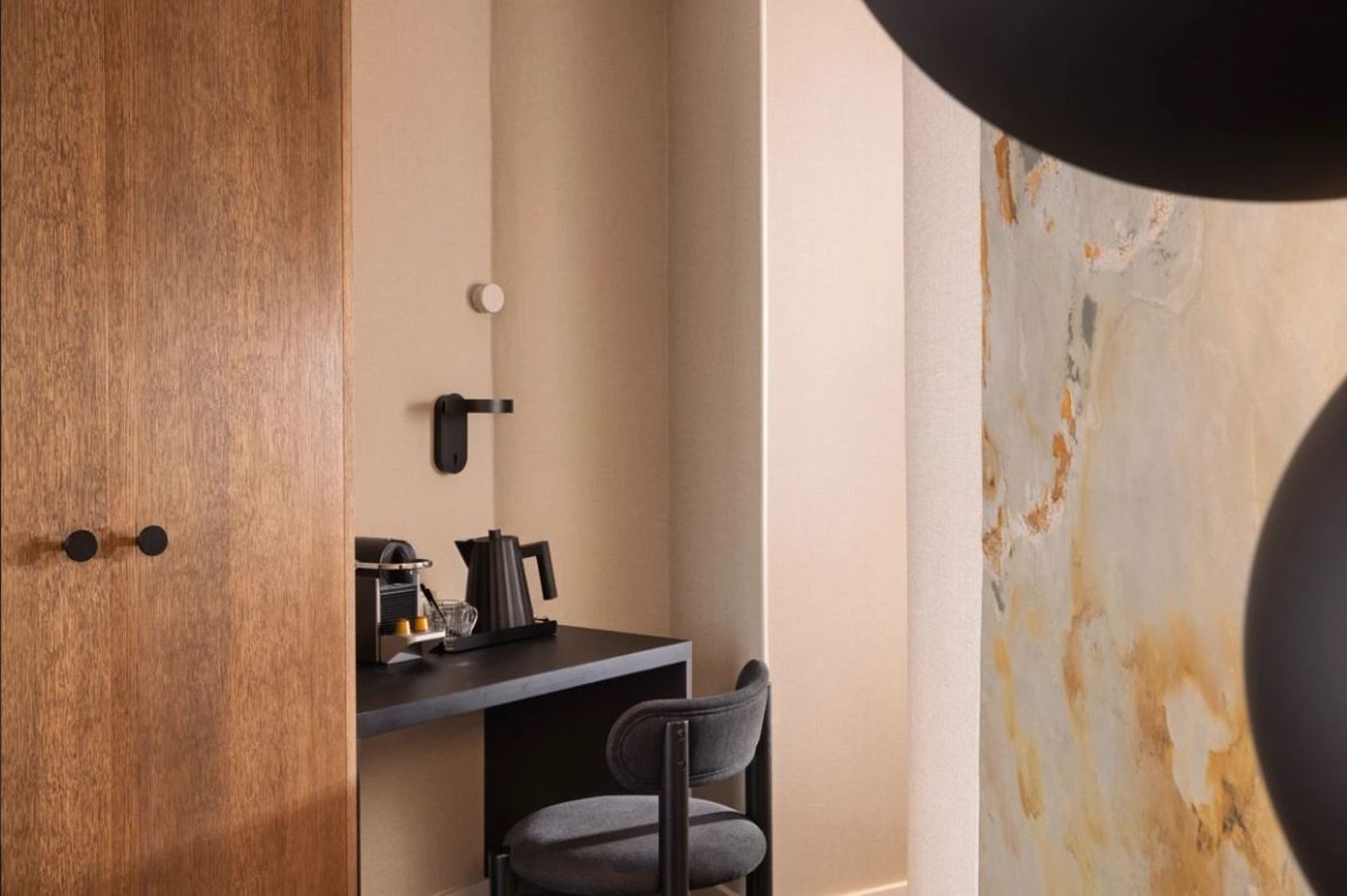 Raspail-Montparnasse-Room-30