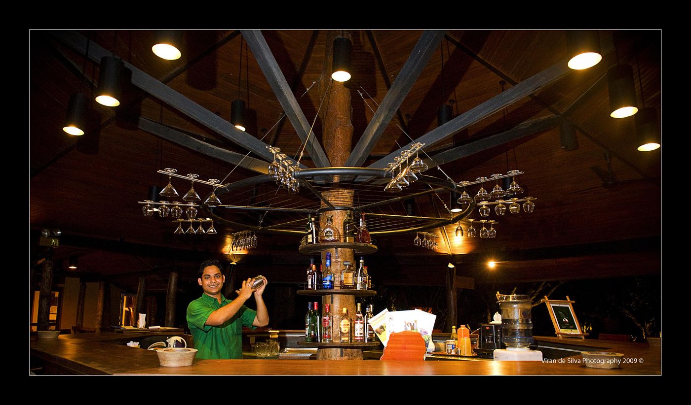 Hotel-Sigiriya-Bar-15