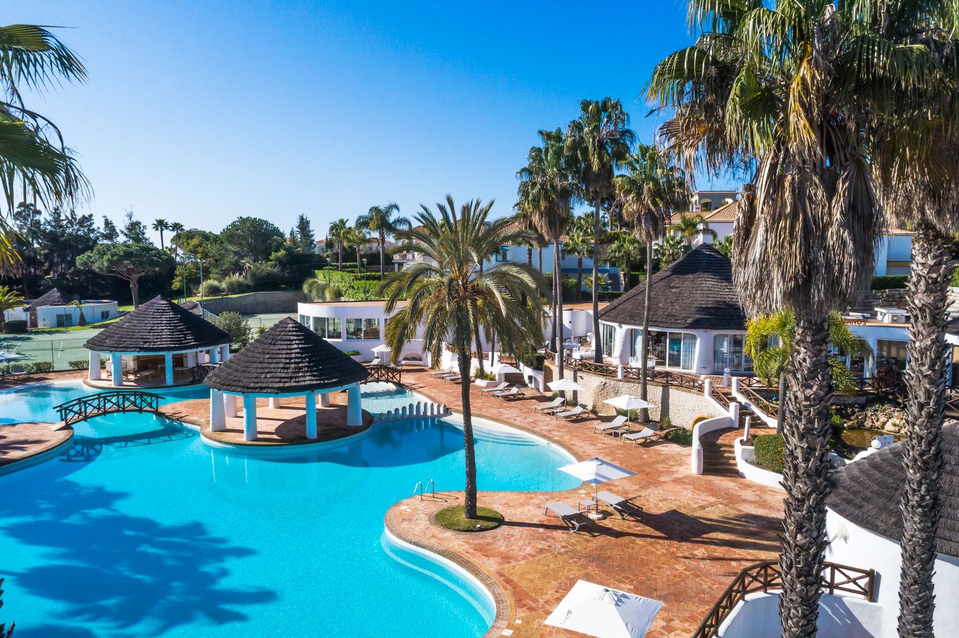 Encosta-do-Lago-Resort-General-view-2