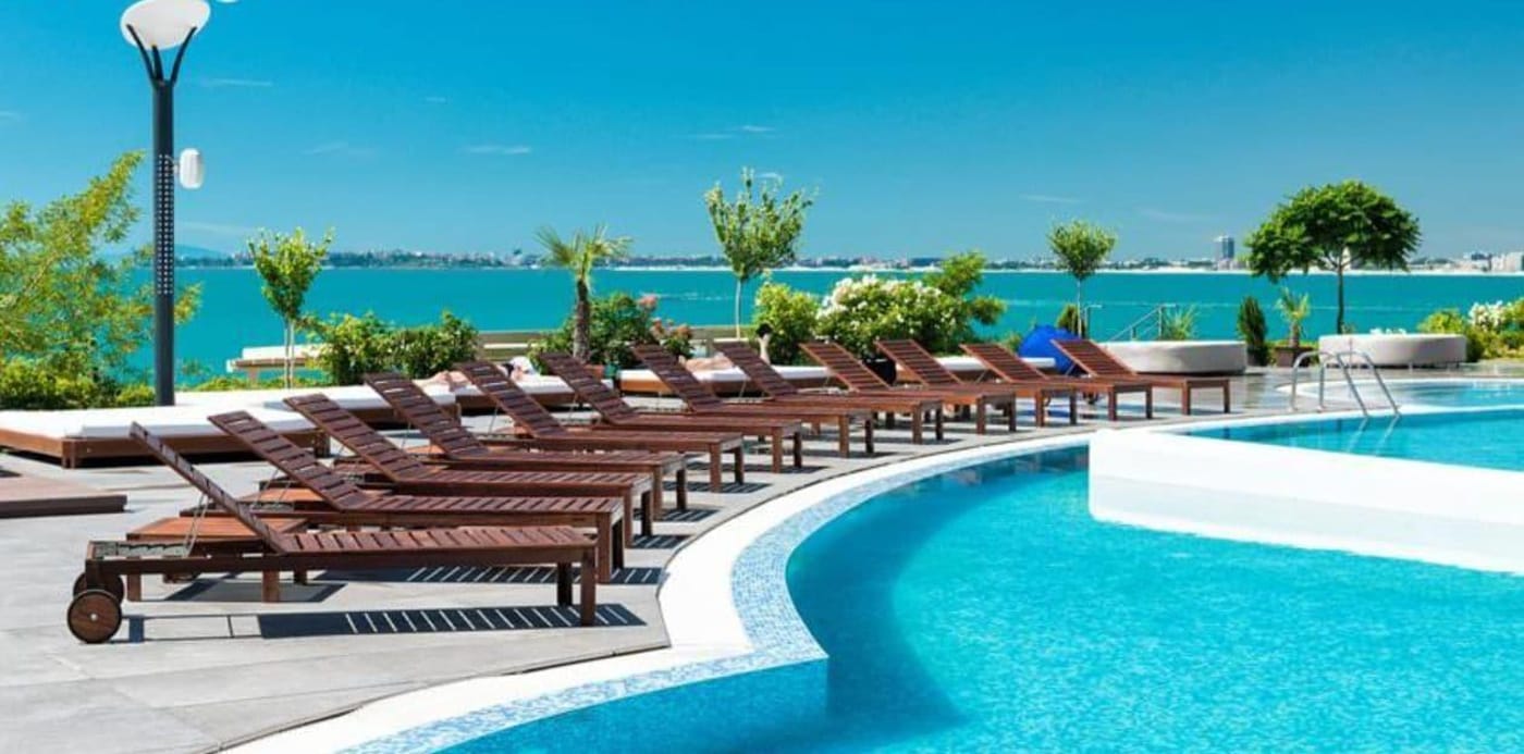 Grand-Hotel-Sveti-Vlas-Pool-6