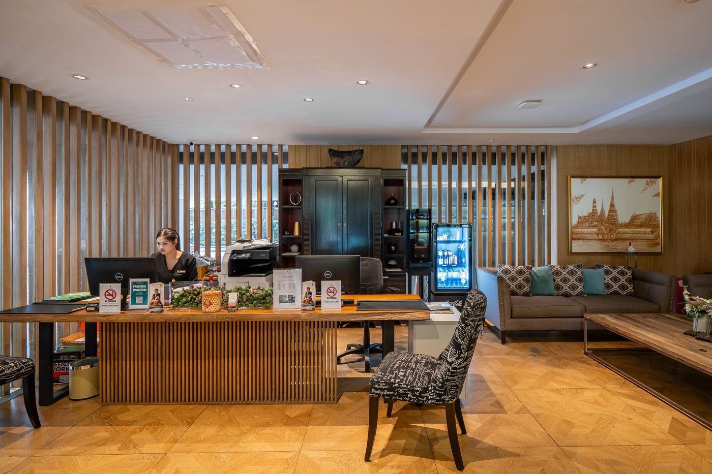 Arcadia-Suites-Bangkok-Lobby-17