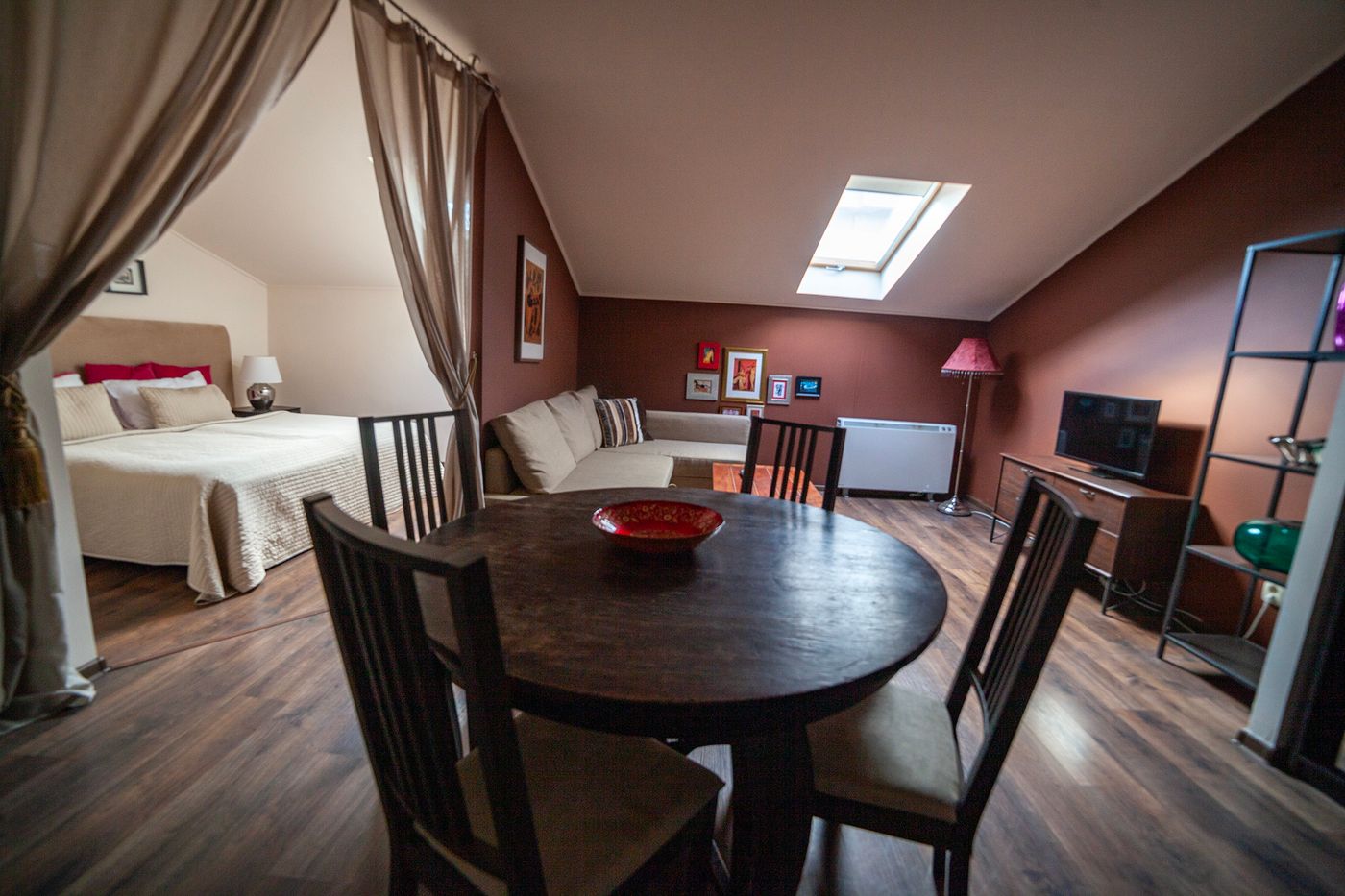 Lounge-Apartments-Room-20