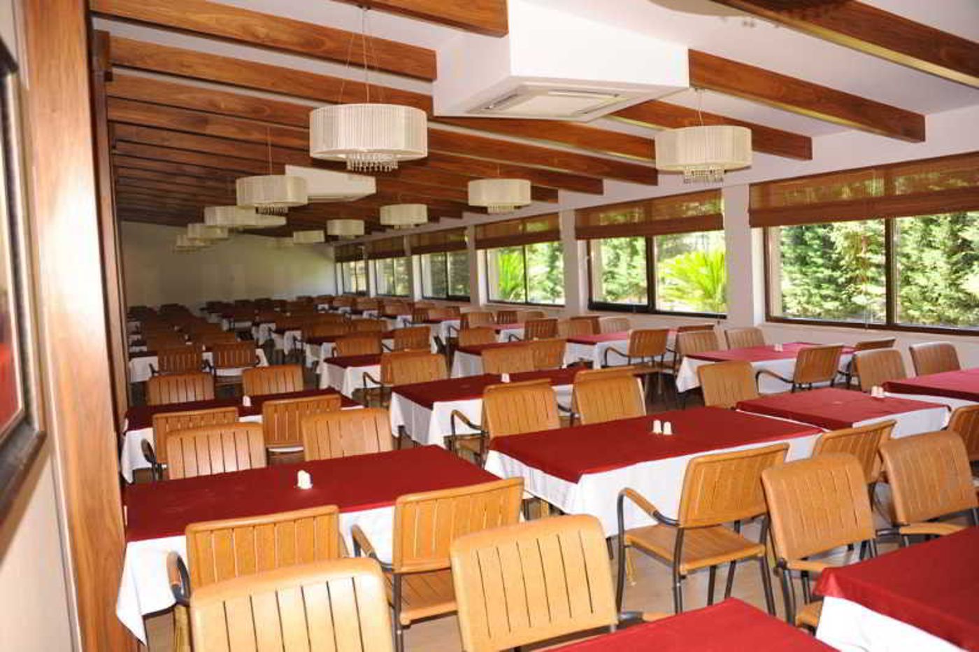 Fame-Residence-Goynuk-Restaurant-38