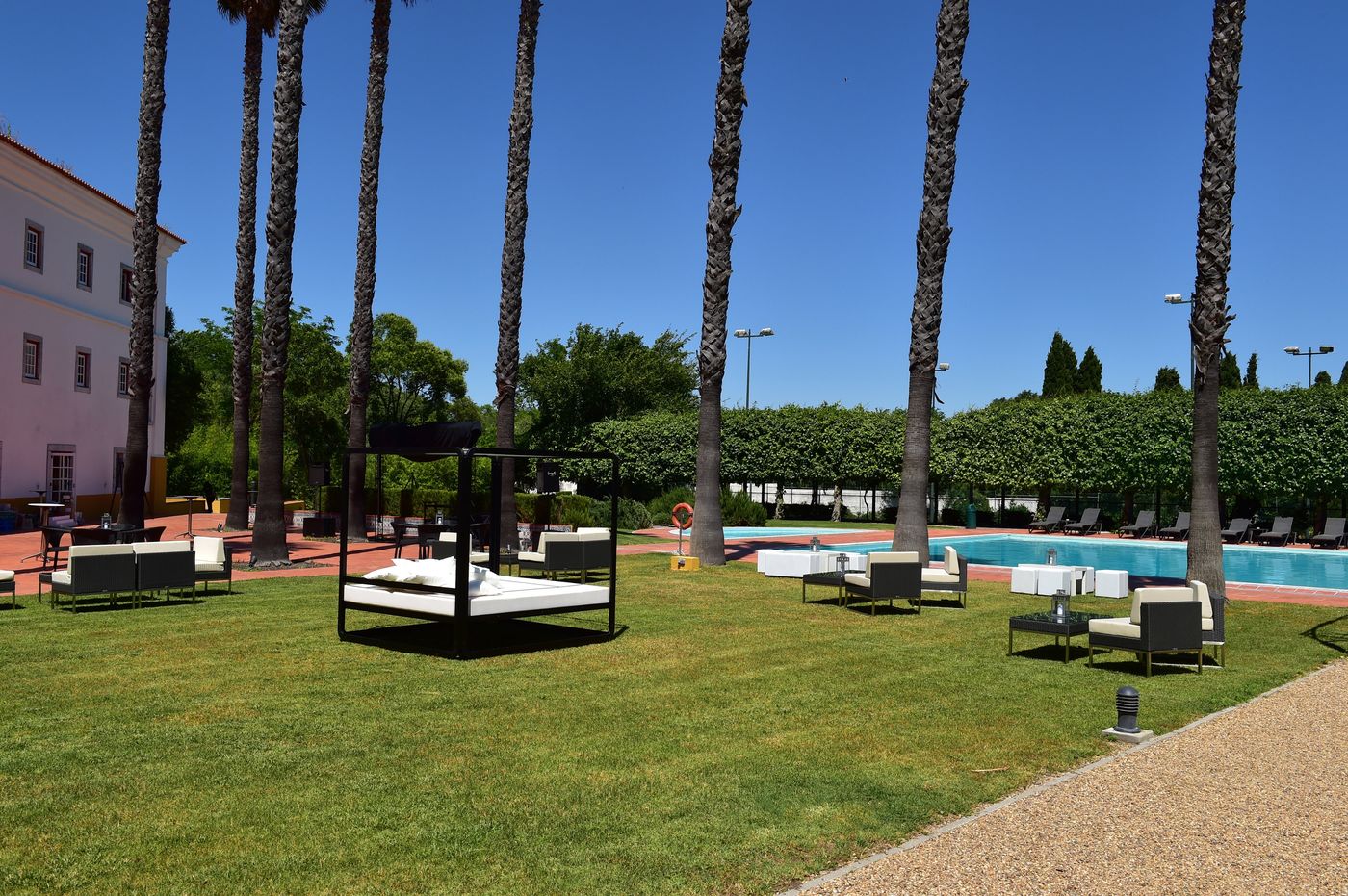 Pousada-Convento-de-Beja-Pool-3