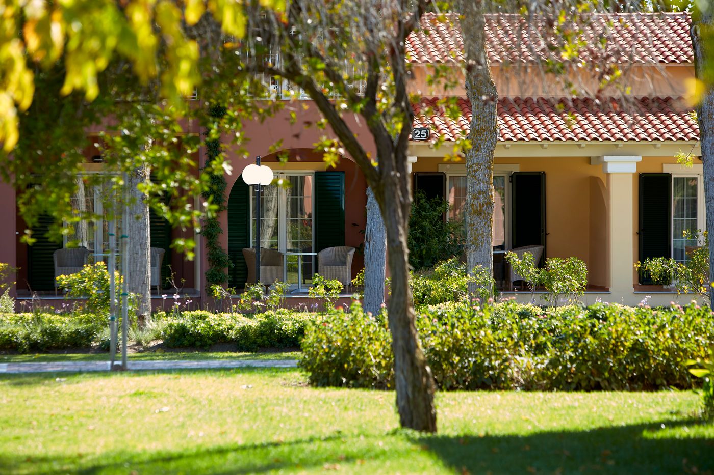 Mayor-Capo-Di-Corfu-General-view-18