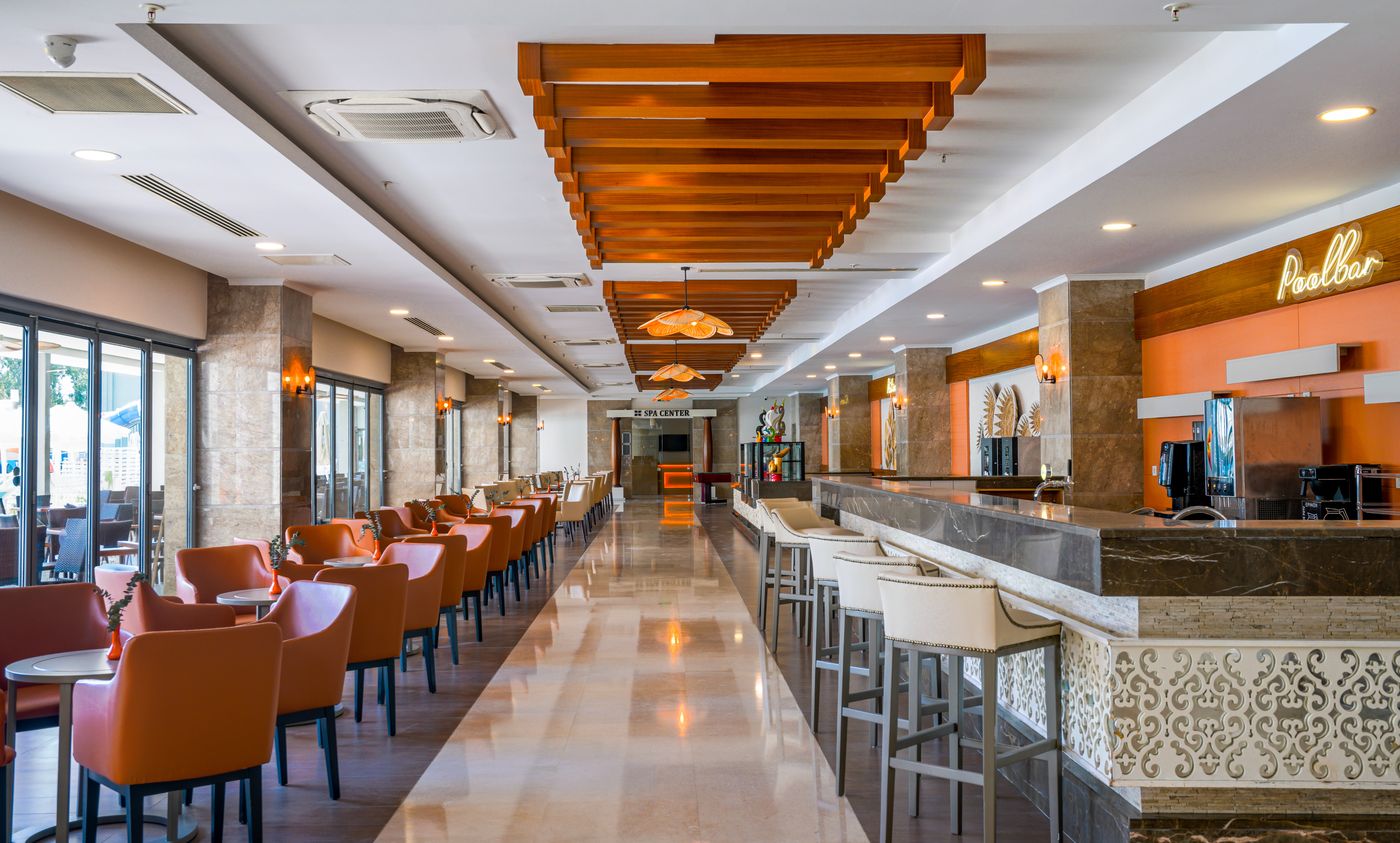 Diamond-Beach-Hotel---SPA-Bar-43