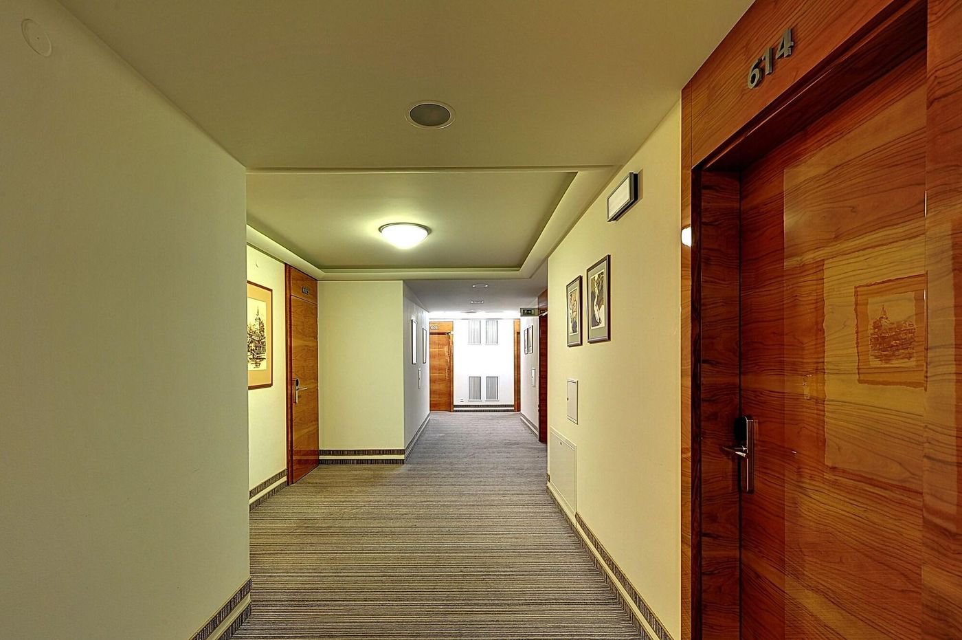 Royal Regent-Czech Republic-KARLSBAD -Lobby-7