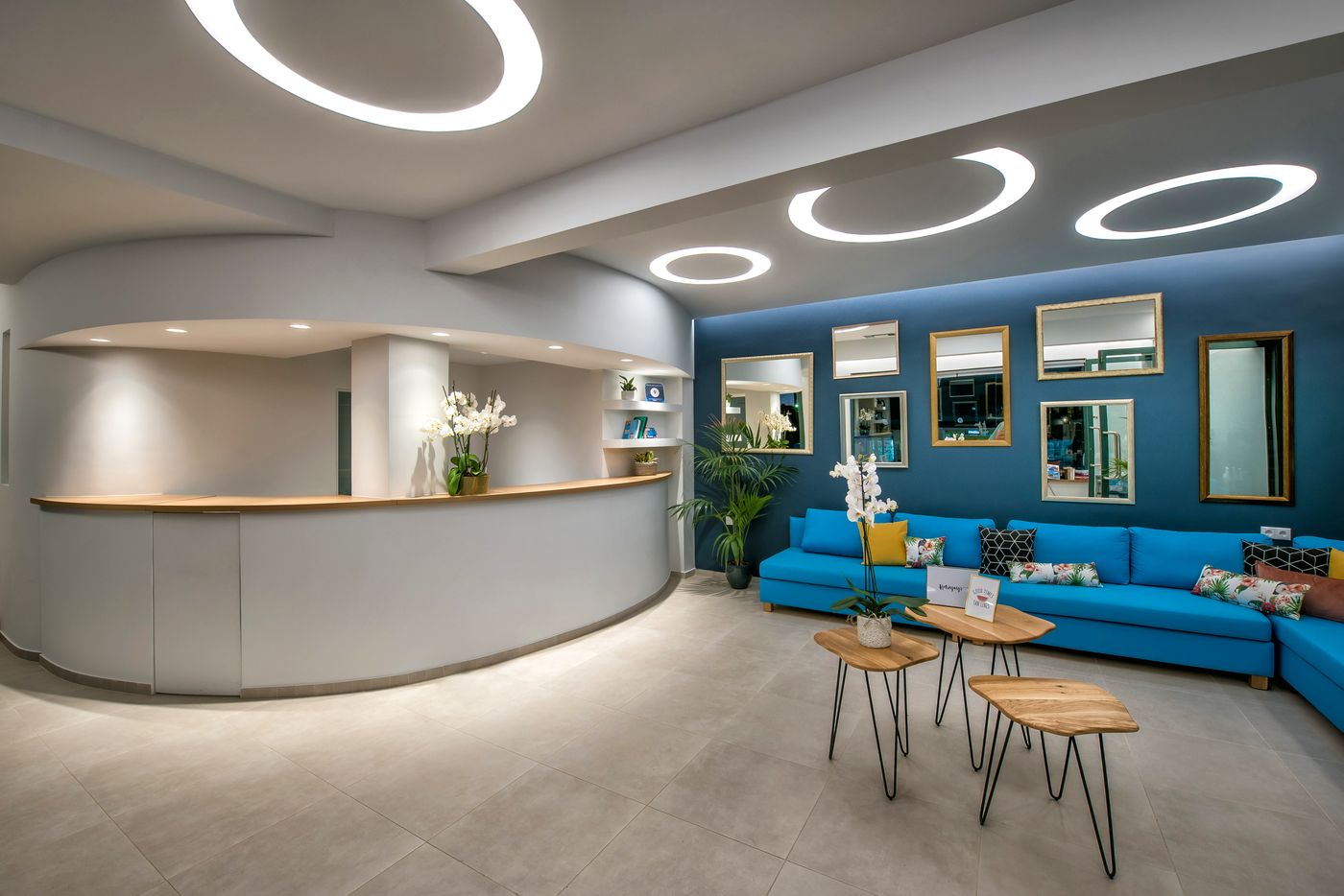 Kristalli Apartments