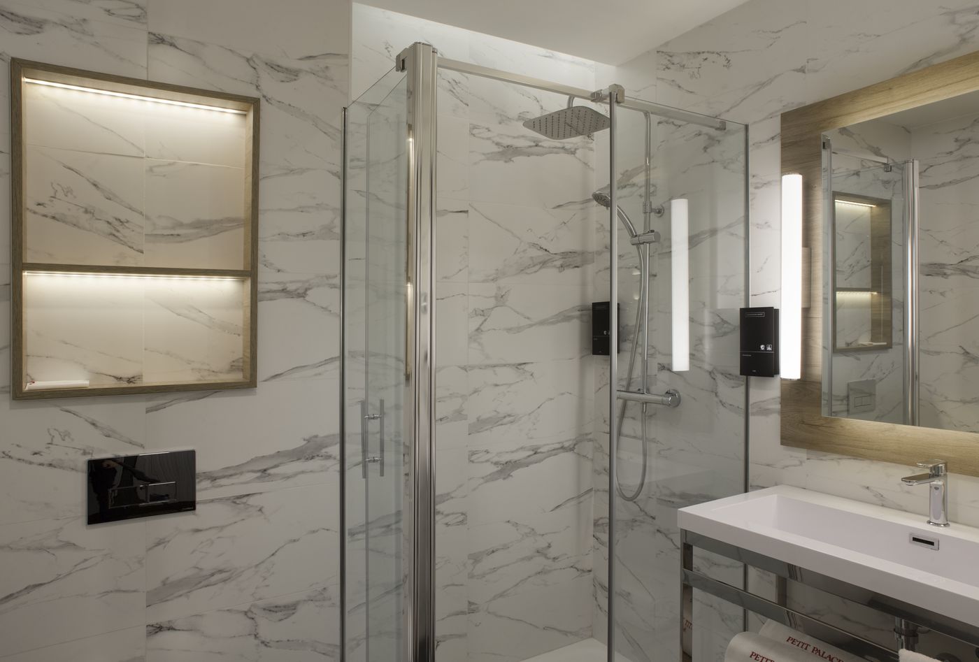 Petit-Palace-Chueca-Room-51