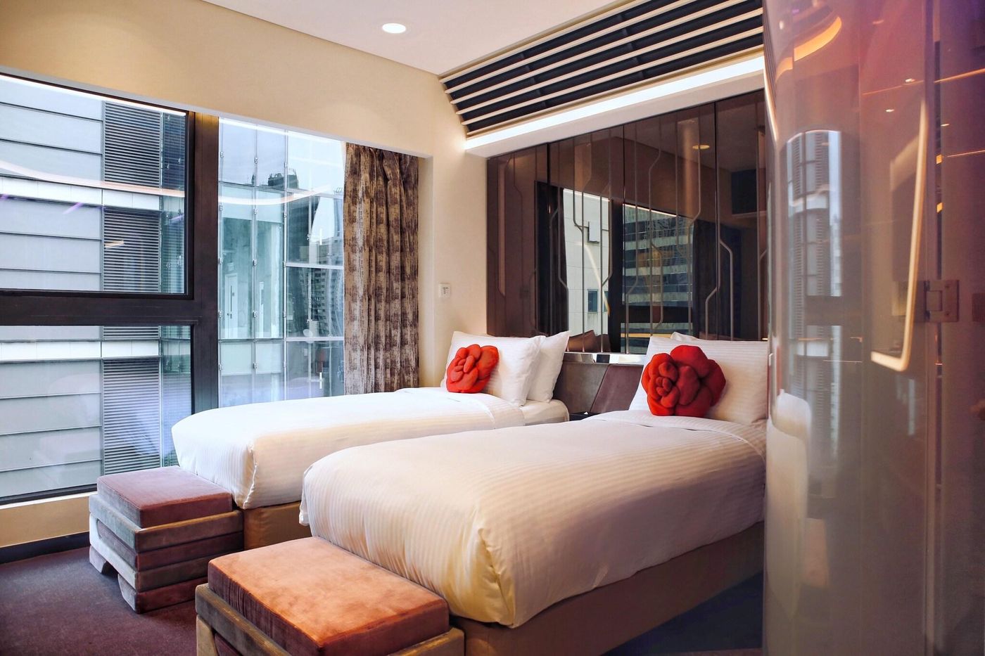Butterfly-on-LKF-Boutique-Hotel-Central-Room-4