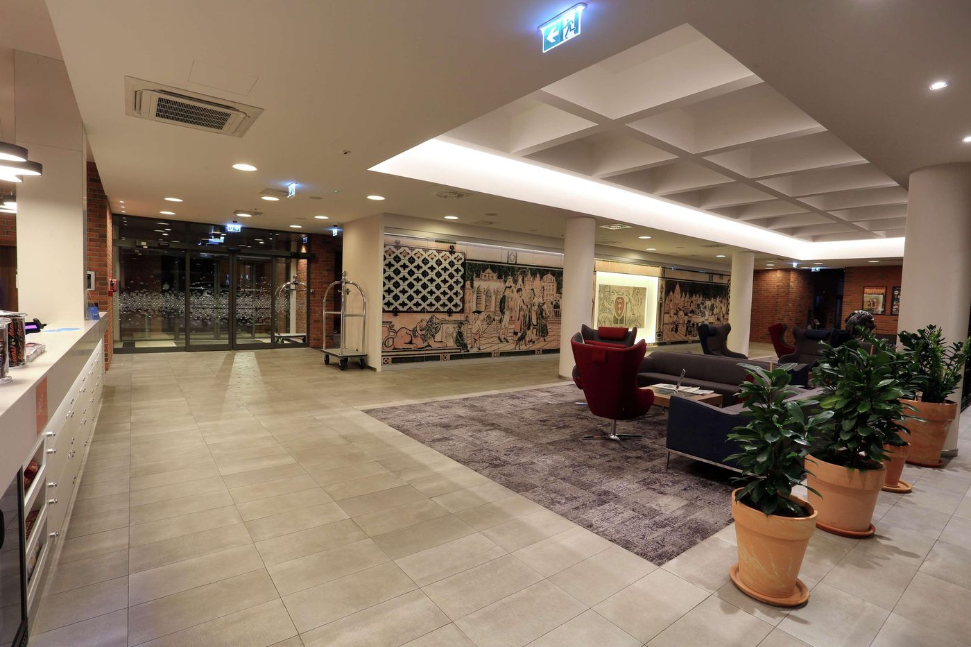 Hampton by Hilton Gdansk Old Town - Poland - GDANSK - Lobby - 9